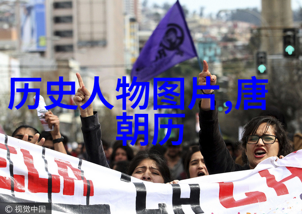 韩再芬黄梅戏传奇严凤英旦行演绎精髓